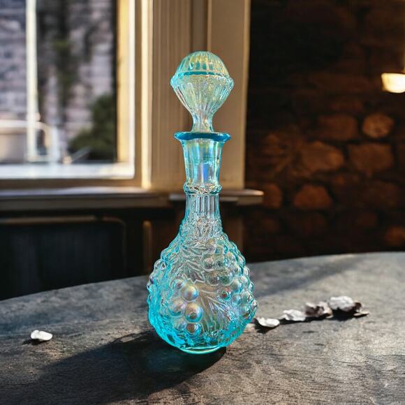 Imperial Glass Azure Blue Grape Decanter-Iridescent-Midcentury Barware-Vintage - Picture 7 of 8